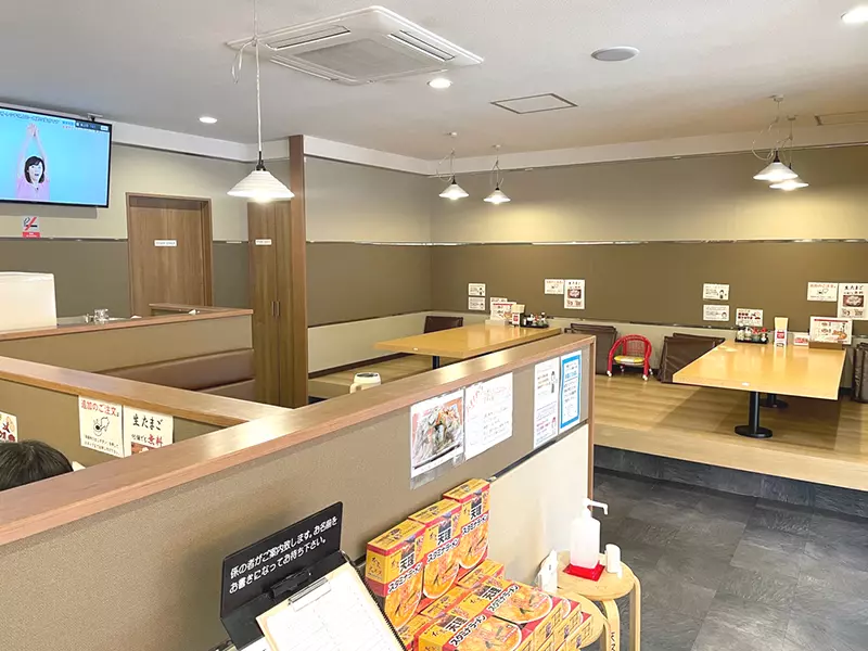 天スタ箕面店内観。綺麗でゆったり。